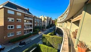 Flat in Sant Gervasi - Galvany. Fantástico piso luminoso de tres dormitorios con terraza en tres