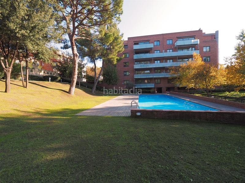 Foto c42ada5c-4b0b-4beb-8dfe-f512195f51dd. Piso fantástico piso con piscina comunitaria en paseo bonanova en Barcelona