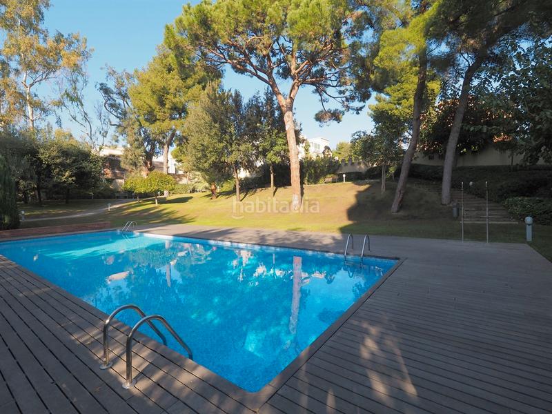 Foto dab9b38d-b2b8-45c0-91fb-e19bc85bf4eb. Piso fantástico piso con piscina comunitaria en paseo bonanova en Barcelona