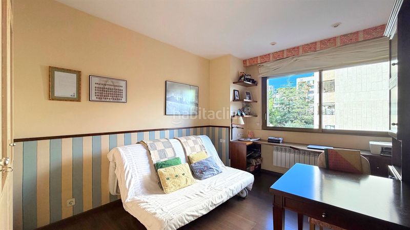 Foto 1b8c0cdd-7675-4e15-b482-4b4e69e1570a. Pis amb xemeneia calefacció piscina a Pedralbes Barcelona