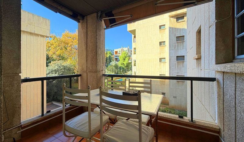 Foto 432e3624-5c15-440b-b608-f42bd18751df. Pis amb xemeneia calefacció piscina a Pedralbes Barcelona