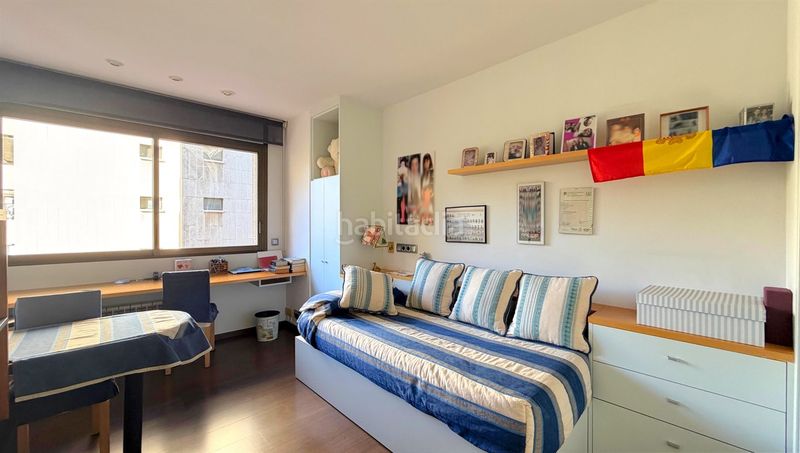 Foto c280a902-a140-4fa8-9336-3a93cba5d773. Pis amb xemeneia calefacció piscina a Pedralbes Barcelona