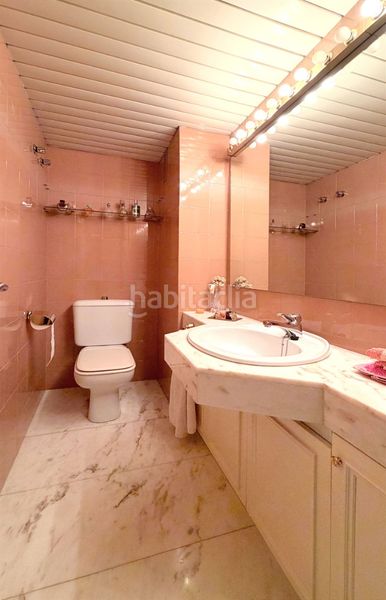 Foto d21a759a-62b4-4b6c-bab4-c8545921c877. Pis amb xemeneia calefacció piscina a Pedralbes Barcelona