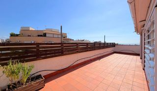 Flat  Carrer de lepant. Ático con terraza en c/lepant