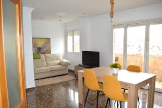 Miete Etagenwohnung in Carrer de l'enginyer fausto elio 42. Piso alquiler de temporada (máx.11 meses)