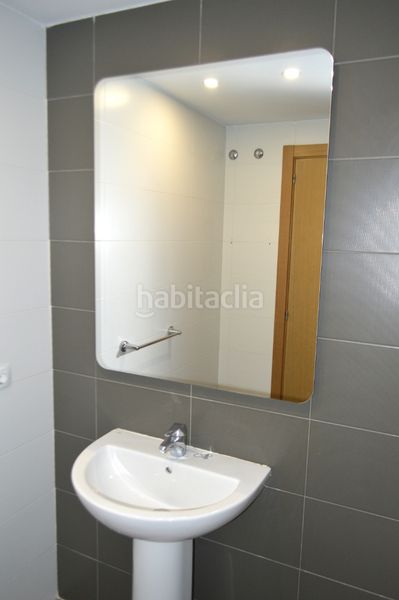 Foto 81240a2b-2b32-4619-b83c-9bfafe5164e3. Rent flat with heating parking in La Constitución-Canaleta Mislata