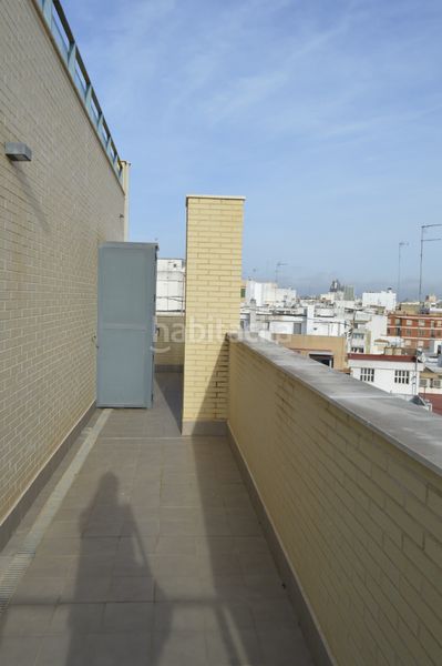 Foto b19fc679-fce5-4a7a-b838-82e625c95357. Rent flat with heating parking in La Constitución-Canaleta Mislata