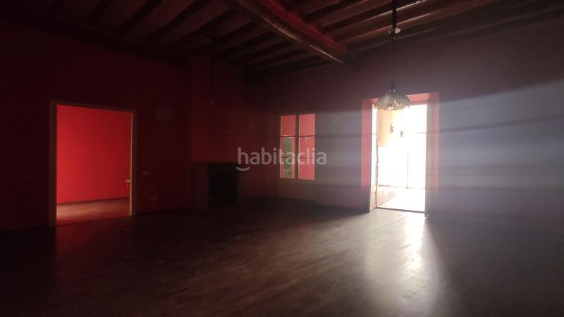 Foto bdabc617-5a61-4413-bbbd-71556ebcf640. Casa adossada amb calefacció aparcament a Centre Torredembarra