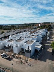 Maison jumelée  Carrer serra del cadí. Casas de obra nueva en roda de bara