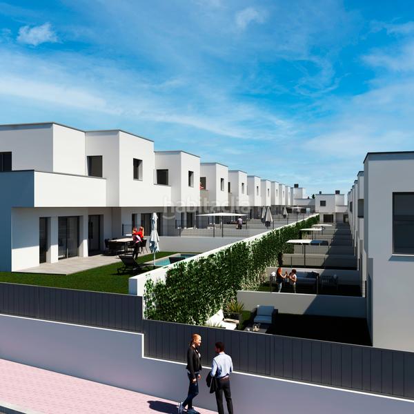 Foto e79f3cce-52ae-4982-9ff3-166dfd34abfb. Semi detached house with heating parking in Roda de Barà