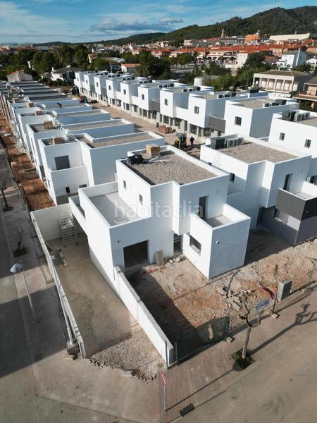 Foto f97073ff-78f8-4690-a8e2-90786b329e34. Semi detached house with heating parking in Roda de Barà