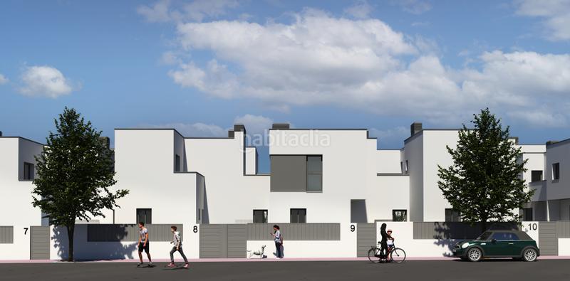 Foto 4b476855-1c7e-4a6a-b7d3-59531c5c1ea4. Reihenhaus mit heizung parking in Roda de Barà