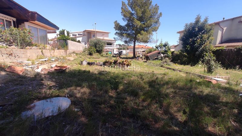 Foto 5230a315-2a11-4f93-b8da-89ec671ca100. Residential plot in carrer àries 14 in Roda de Barà