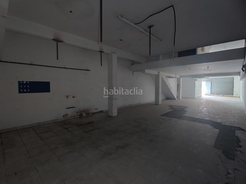 Foto 92c3ec07-e3ba-4fef-8165-5101e4390342. Local comercial a carrer del cep 10 a Centre Vendrell (El)