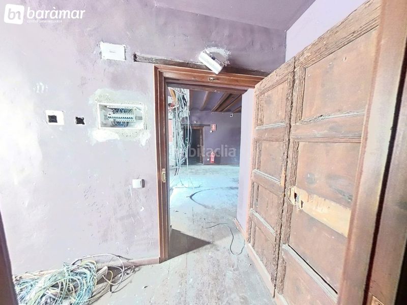 Foto c70f853b-b0ca-4fb4-abc2-b5ad8b1615b1. Edifici a passatge de la pau 1 a Creixell