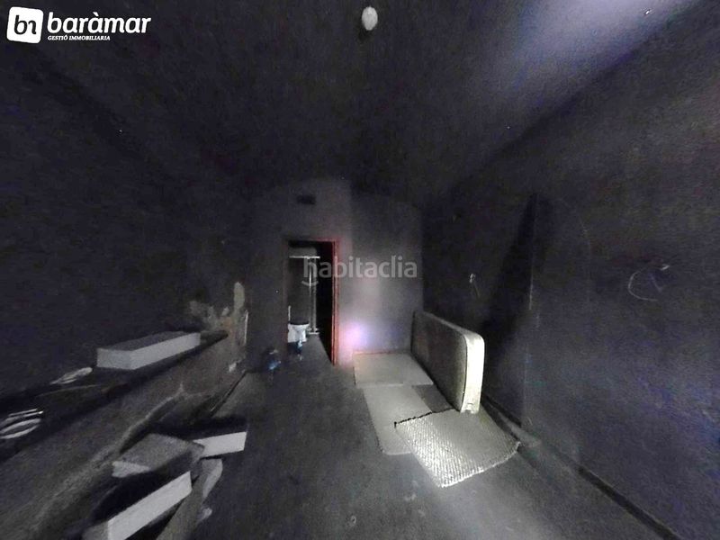 Foto fd23fcbb-5f2b-4412-a18a-0c1e5fed2c85. Edifici a passatge de la pau 1 a Creixell