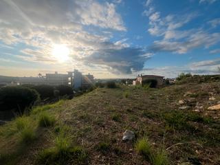 Residential Plot in Carrer victòria dels àngels 5