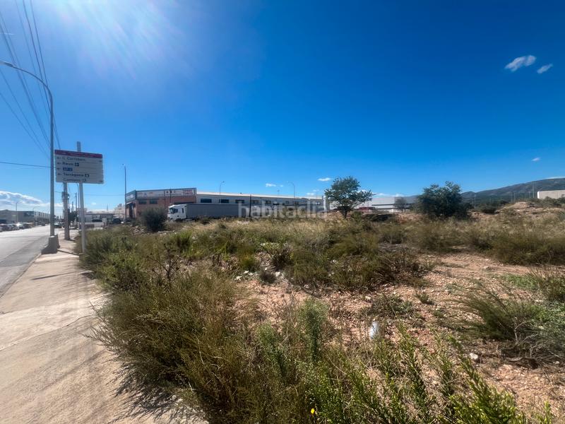 Foto d660dcc6-4812-42ad-928f-4739b813aabb. Gewerbliches grundstück in carrer curtidors 44 in Valls