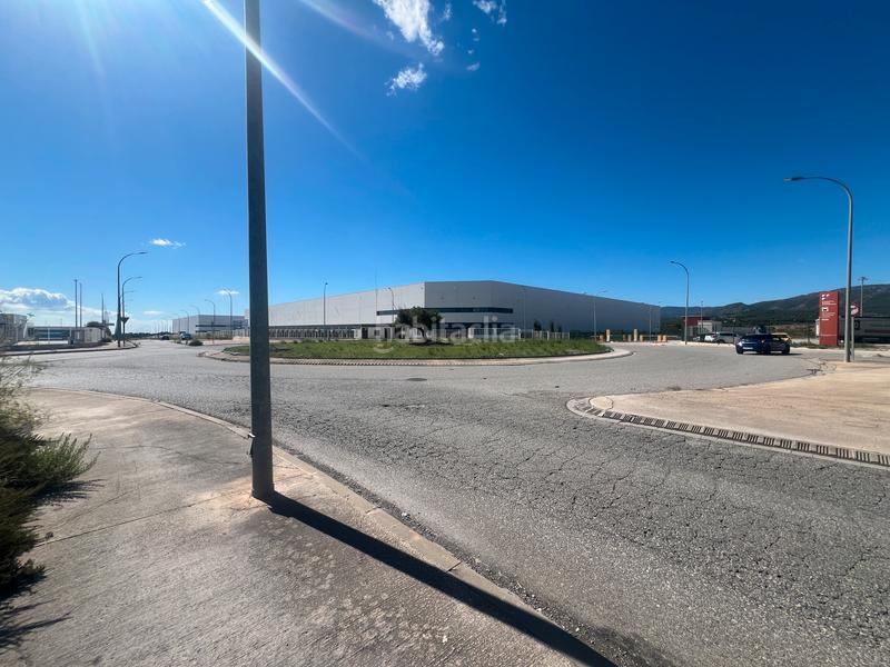 Foto 0f5ac552-7910-4ebd-82f2-457be09aa324. Solar industrial en carrer curtidors 44 en Valls