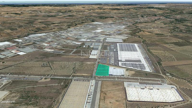 Foto b6f39cf8-f9ab-47d2-bcba-f6380b08ff03. Solar industrial en carrer curtidors 44 en Valls