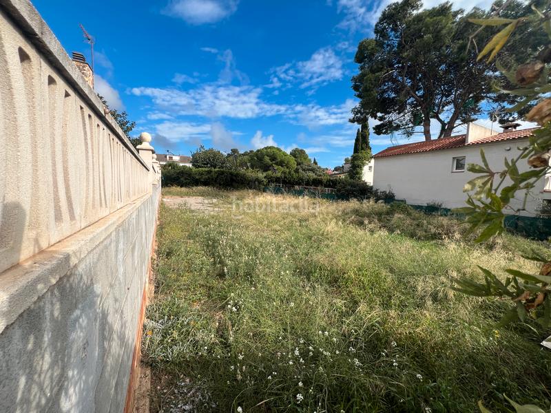 Foto 2f6b1a40-5e1b-4b6e-a984-2b8d16d42172. Terreno residenziale in carrer timbaler del bruc 7 in Vendrell (El)