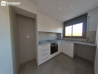 Casa adosada  Carrer del caf. Casa adosada en la pobla de montorns - el castell