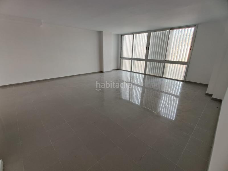 Foto 27a6dc5e-adff-4fe2-bc0e-ce41e1a54b84. Oficina  de venta en Cunit residencial Cunit