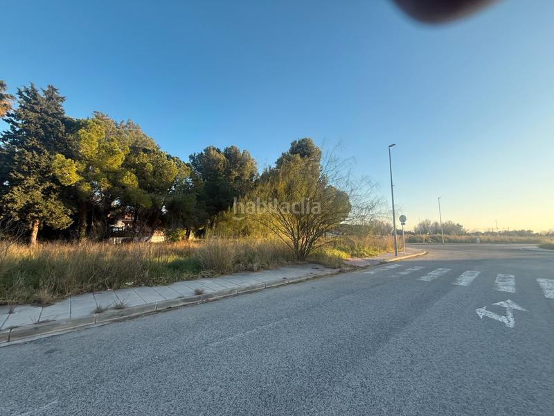 Foto f499c2e8-e22c-40d0-a59e-d0b6086bd11c. Terreno residenziale in carrer d'olzinelles 13 in Torredembarra