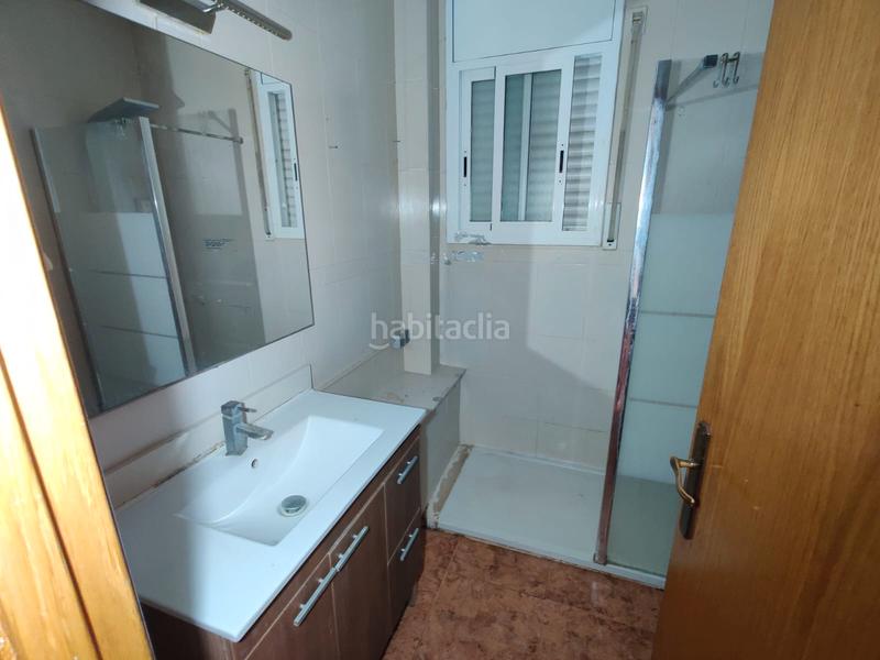 Foto 0de024b2-10a6-41bd-ae0d-381280fd891f. Casa amb calefacció aparcament a Nou Vendrell Vendrell (El)
