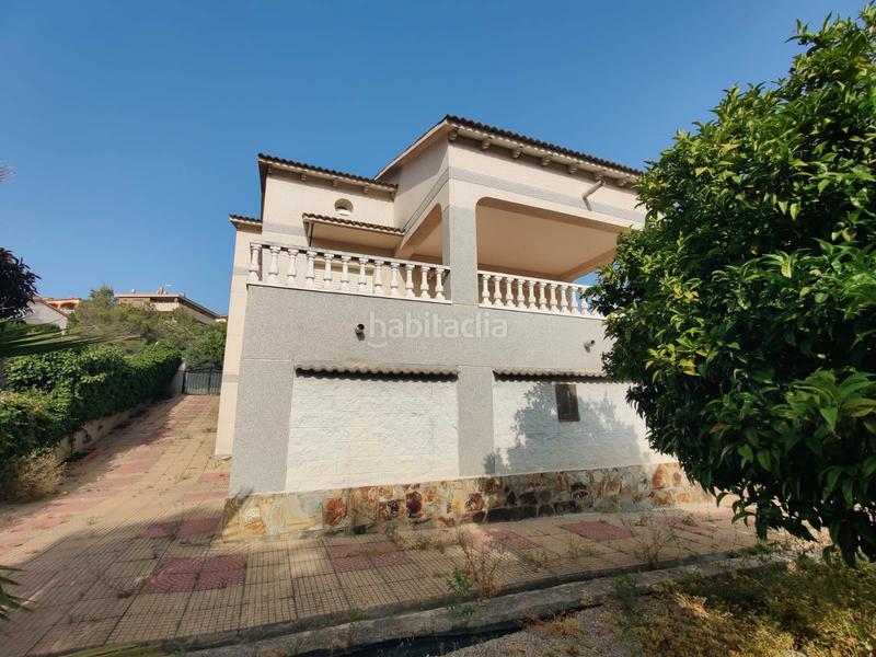 Foto a44f1768-6bf2-41e6-8d00-4abc6f7c82d7. Casa amb calefacció aparcament a Nou Vendrell Vendrell (El)