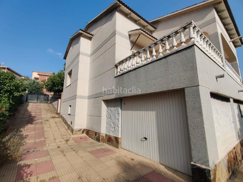 Foto fecab48e-04fe-4fc4-84fe-8dffe239a478. Casa amb calefacció aparcament a Nou Vendrell Vendrell (El)