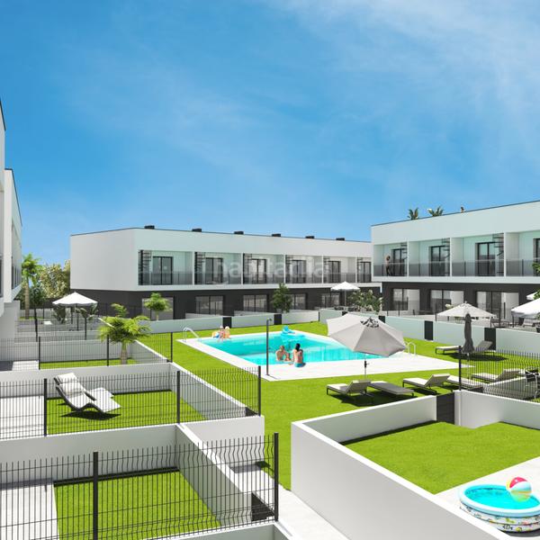 Foto d8e550f8-4120-4a76-829f-98a9e7ee2f52. Semi detached house 105m<sup>2</sup> in carrer mare nostrum 1 in Coma-ruga platja Coma-ruga