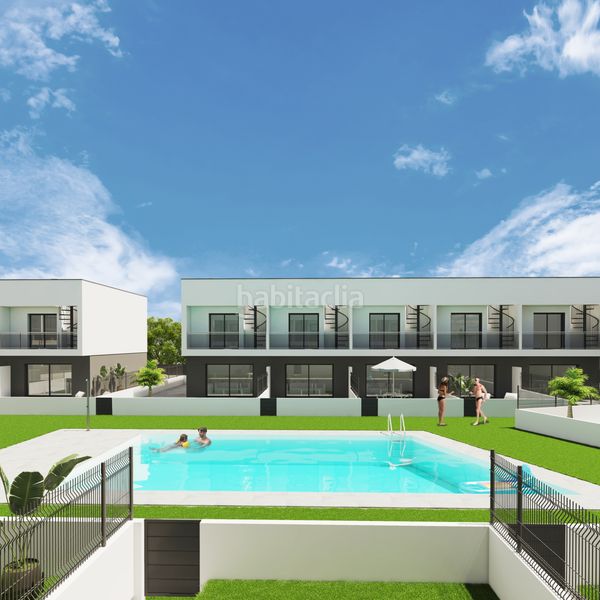 Foto 443e9bd8-347a-427a-a252-f9e5a5ed249d. Casa adossada 115m<sup>2</sup> a carrer mare nostrum 1 a Coma-ruga platja Coma-ruga