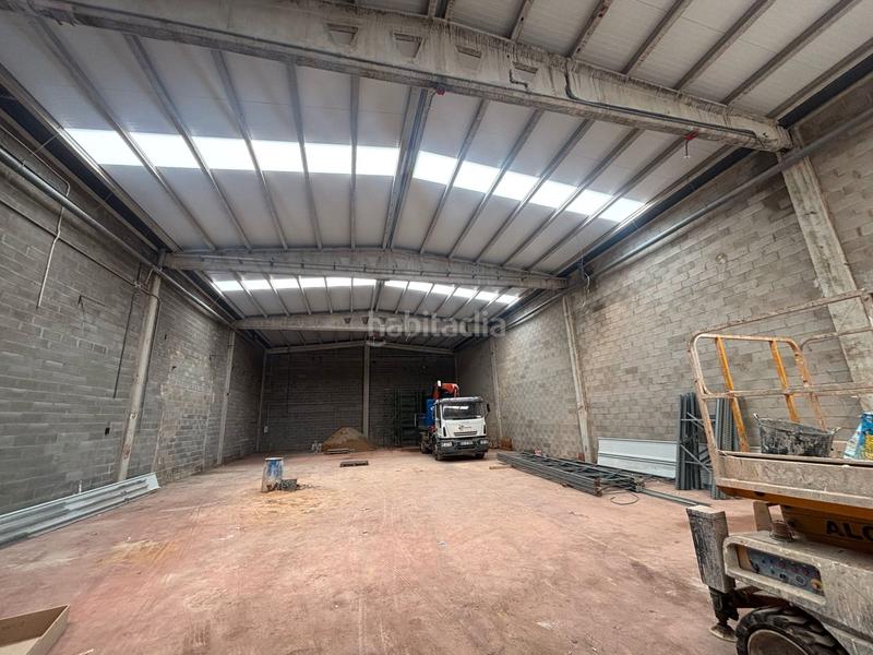 Foto 17280cc0-d4e3-4194-8074-e5725c309b63. Affitto capannone industriale in carretera vendrell 45 in Santa Oliva