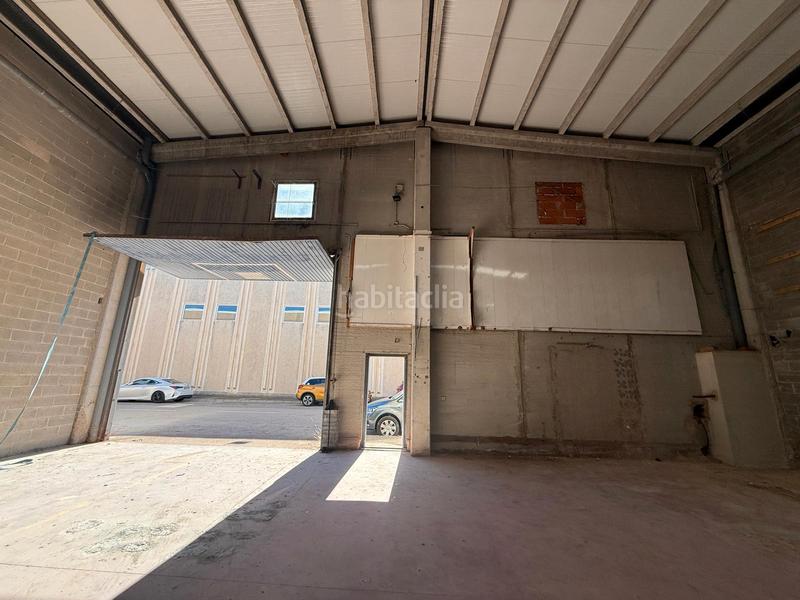 Foto a1393bff-2a72-4315-9c10-974b4428ced5. Affitto capannone industriale in carretera vendrell 45 in Santa Oliva