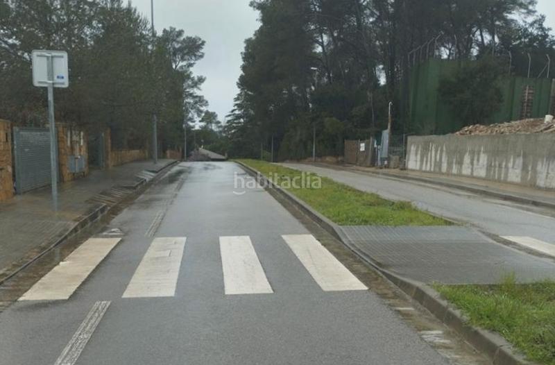 Foto 685cf1d4-0205-49f4-b296-809ddea6c39a. Terreny residencial a carrer del pedraforca 18 a Begues