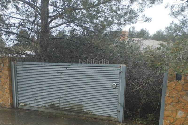 Foto f2e03341-9ffe-41a0-96ae-db8aacb3cced. Terreny residencial a carrer del pedraforca 18 a Begues