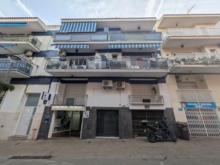 Etagenwohnung  Carrer de francesc macià. Piso de venta en cunit centro
