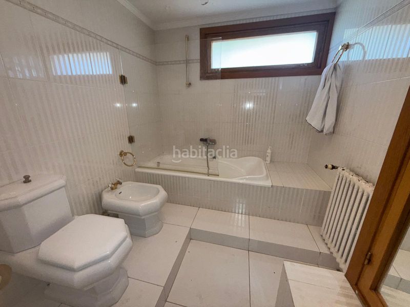 Foto 14c327b8-c8be-4761-b5f0-cb90f83c8b9d. Chalet masía de venta en Querol