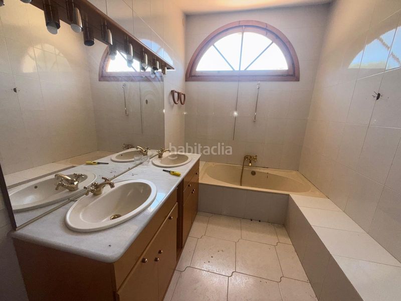 Foto 3468db7e-83de-41d5-9963-cac7adaa0e73. Chalet masía de venta en Querol