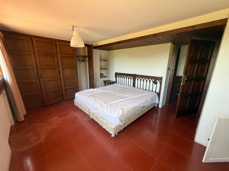 Foto 625051cb-45ac-4ba9-b637-95fa71c79979. Chalet masía de venta en Querol