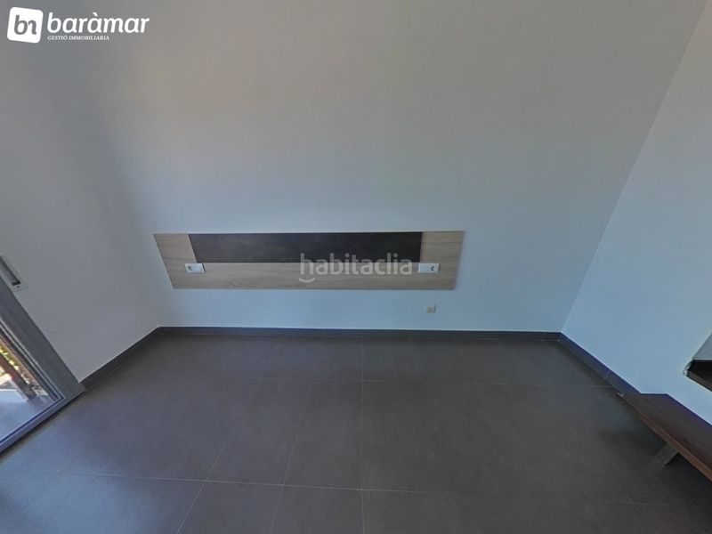Foto 4e0ad440-e334-4077-8624-1b29d898f77d. Casa aparellada amb calefacció aparcament a Els Masos - Els Garrofers Coma-ruga
