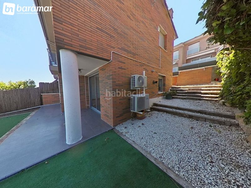 Foto c63ab5bd-091f-479a-aee3-542d7657e513. Casa aparellada amb calefacció aparcament a Els Masos - Els Garrofers Coma-ruga