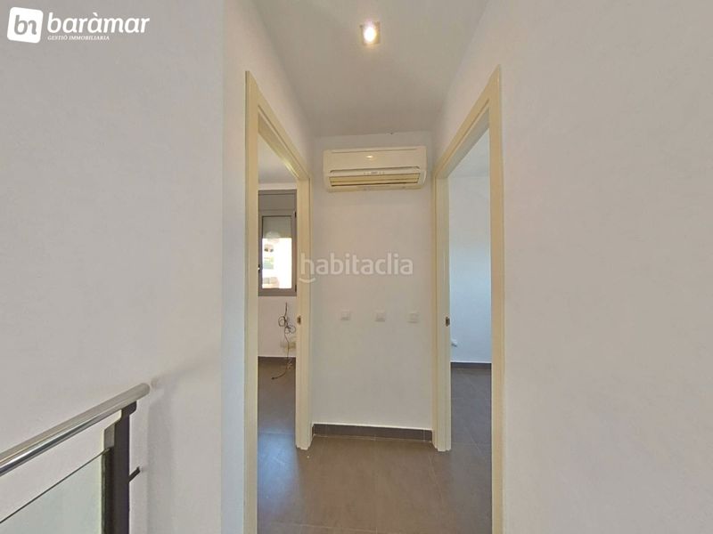Foto ee733029-82b0-4020-bc36-c79dbec18e1a. Casa aparellada amb calefacció aparcament a Els Masos - Els Garrofers Coma-ruga