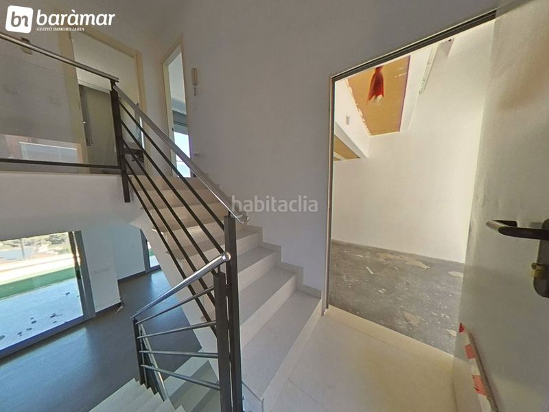 Foto fd506cdf-bde4-4a2f-a953-56474fb0222d. Casa aparellada amb calefacció aparcament a Els Masos - Els Garrofers Coma-ruga