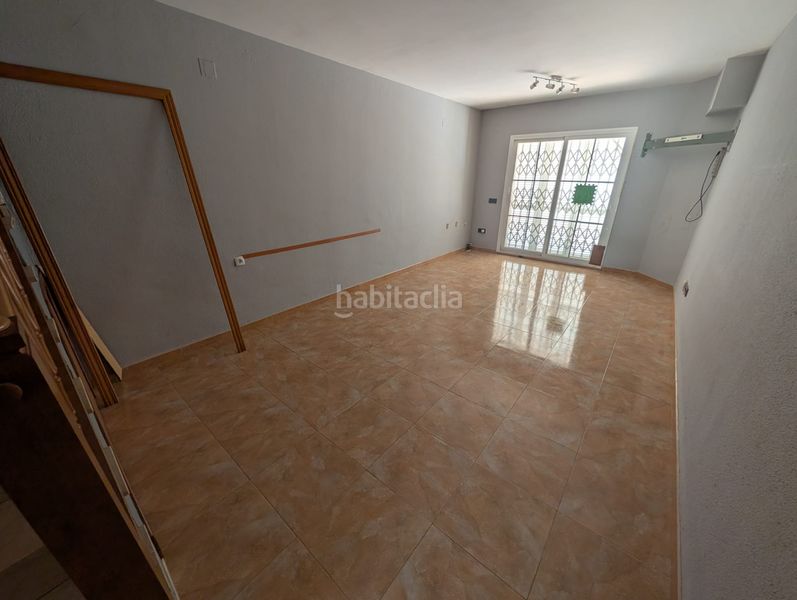 Foto ab25d116-f737-40e0-a375-066dc1db2dfa. Casa adossada amb aparcament piscina a Altafulla