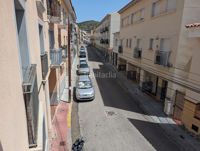 Foto b853f03d-df12-4bce-8114-c101f17e4c84. Pis a carrer calaf 15 a Roda de Barà