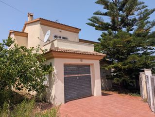Maison  Carrer de la noguera ribagorçana. Casa de venta en el vendrell - oasis