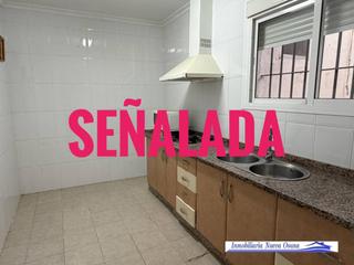 Haus  Granada. Casa en venta en osuna