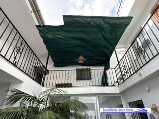Haus  Calle pintor rodríguez jaldón. Casa en venta en osuna